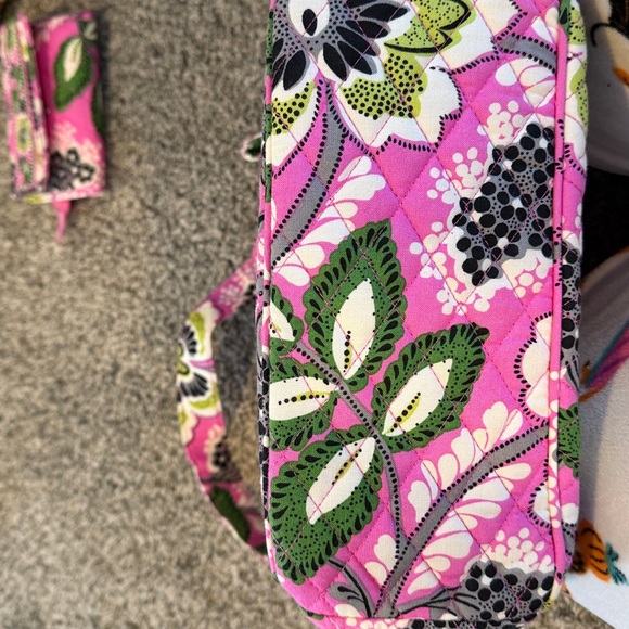 Floral Pink Vera Bradley Bag and Wallet - Picture 2 of 3